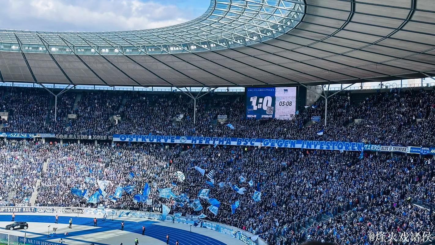 “德乙杜塞官宣：“钻石眼”米斯林塔特加盟”